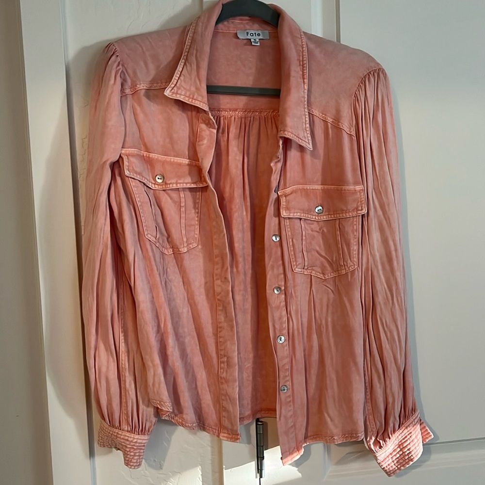 Fate - Lightweight Button-up Shirt - Light Pink